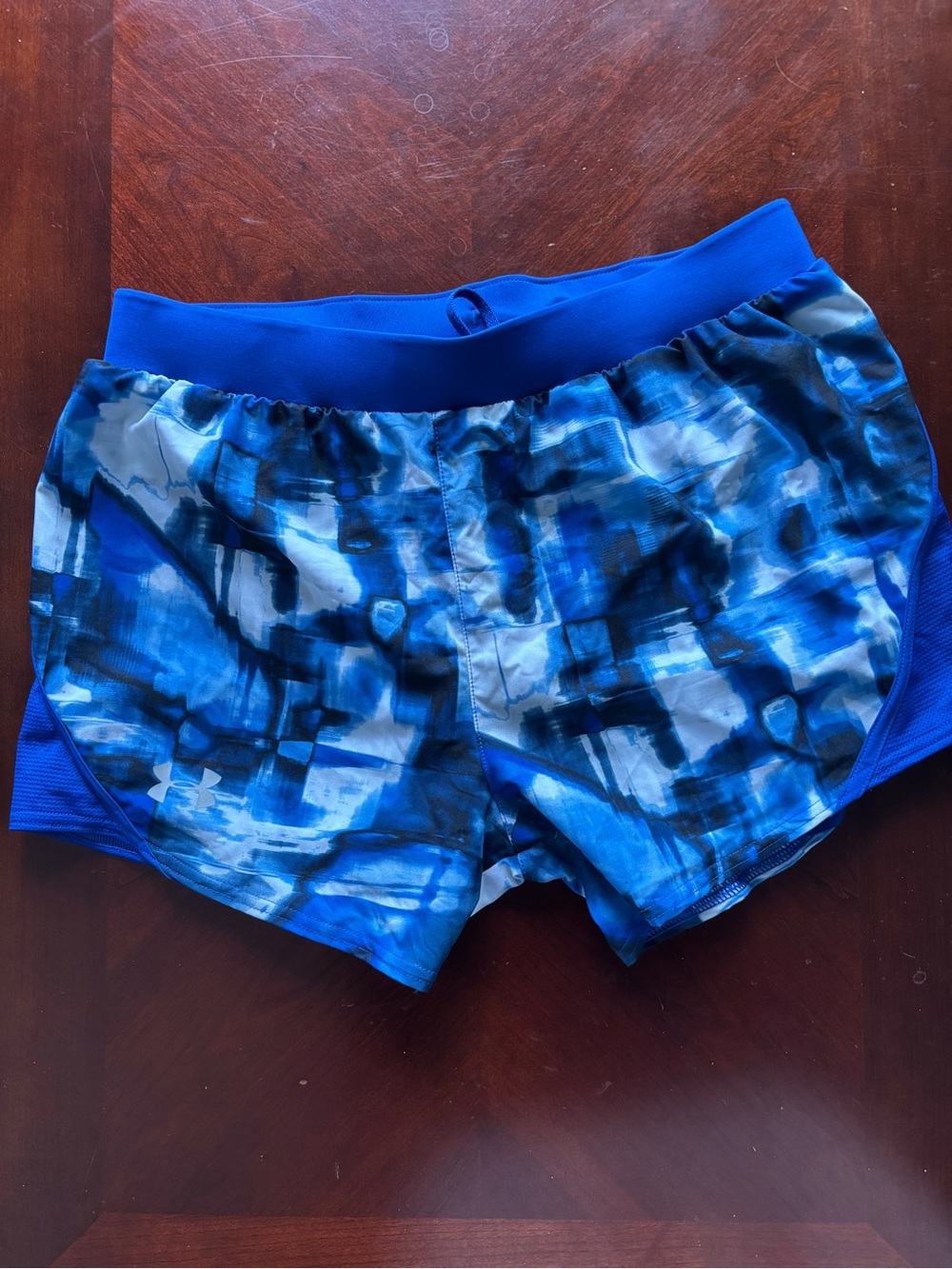 Under Armour Women's Blue Patterned Athletic Shorts